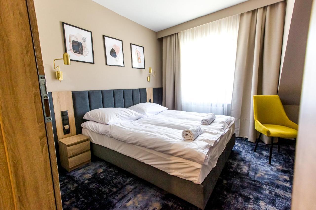 Motel Zodiak Sucha  Buitenkant foto