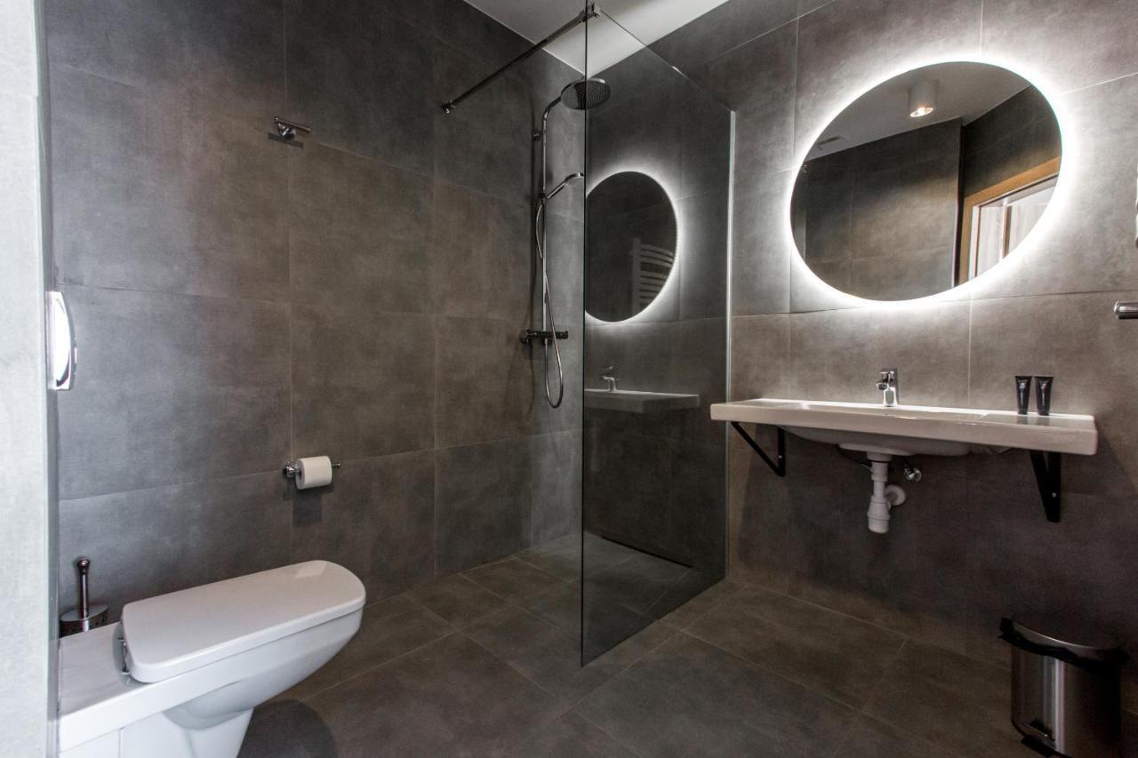 Motel Zodiak Sucha  Buitenkant foto