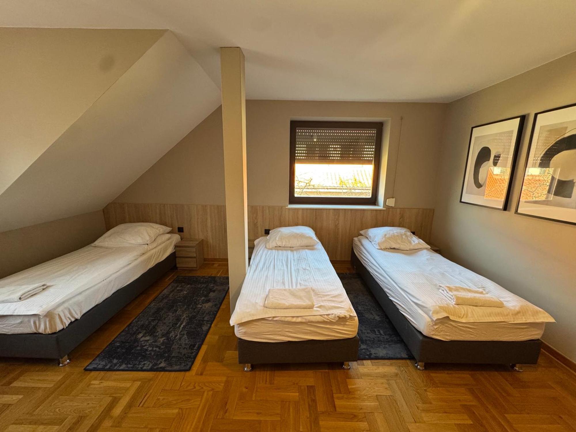 Motel Zodiak Sucha  Buitenkant foto