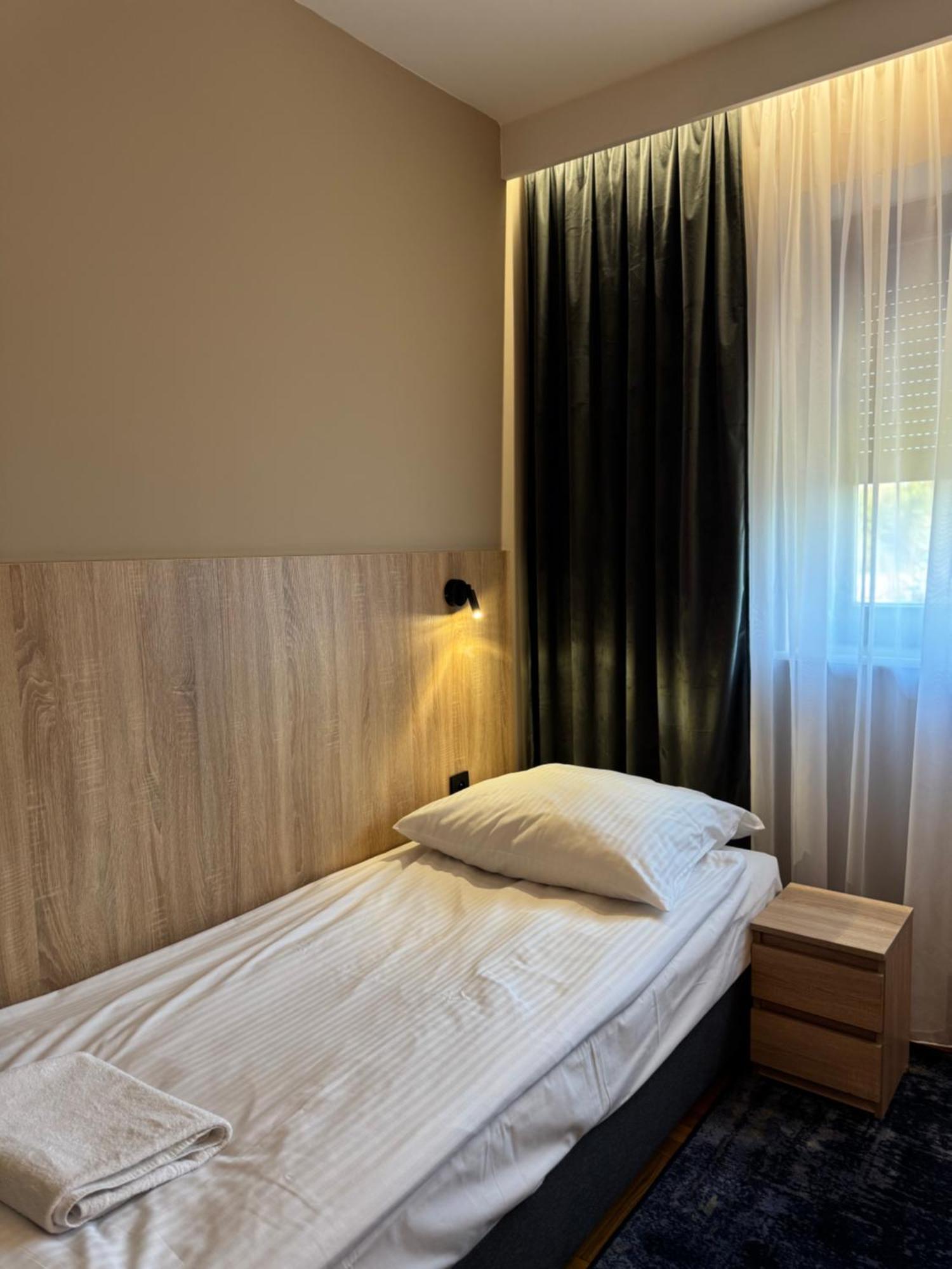 Motel Zodiak Sucha  Buitenkant foto